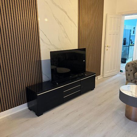 Appartement 2 Chambre Luxueuse A Jette Bruxelles Exterior foto