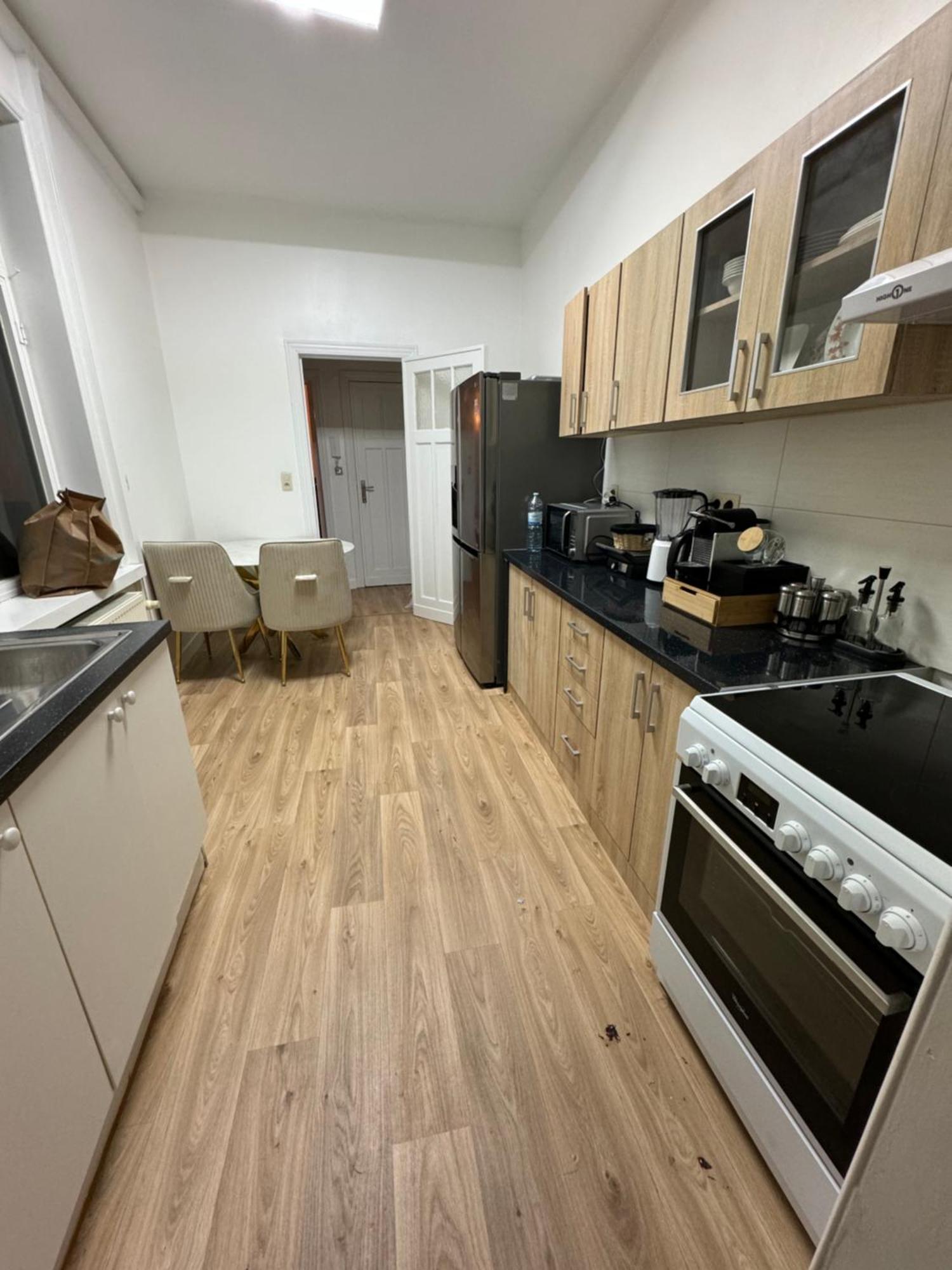 Appartement 2 Chambre Luxueuse A Jette Bruxelles Exterior foto