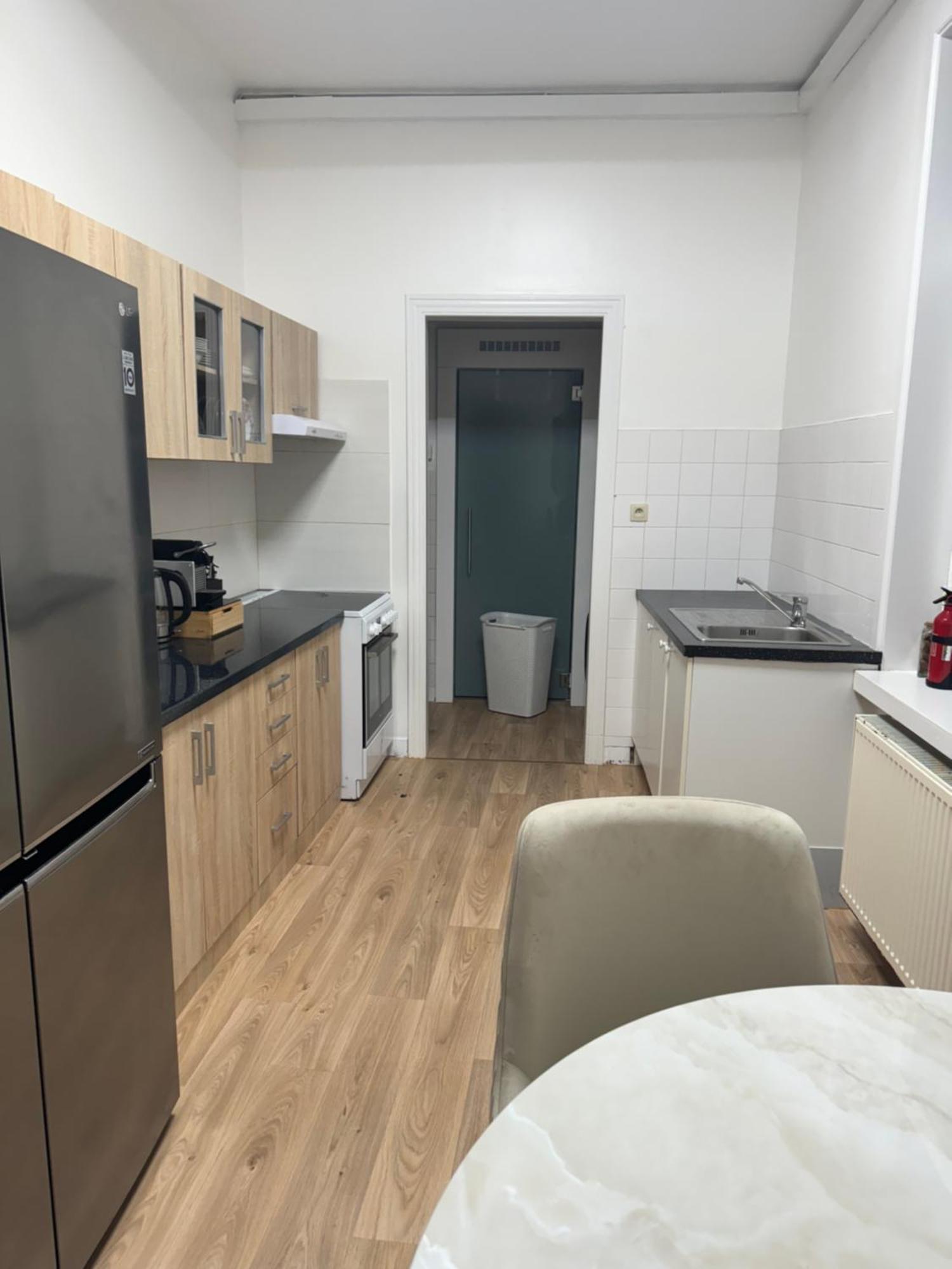 Appartement 2 Chambre Luxueuse A Jette Bruxelles Exterior foto