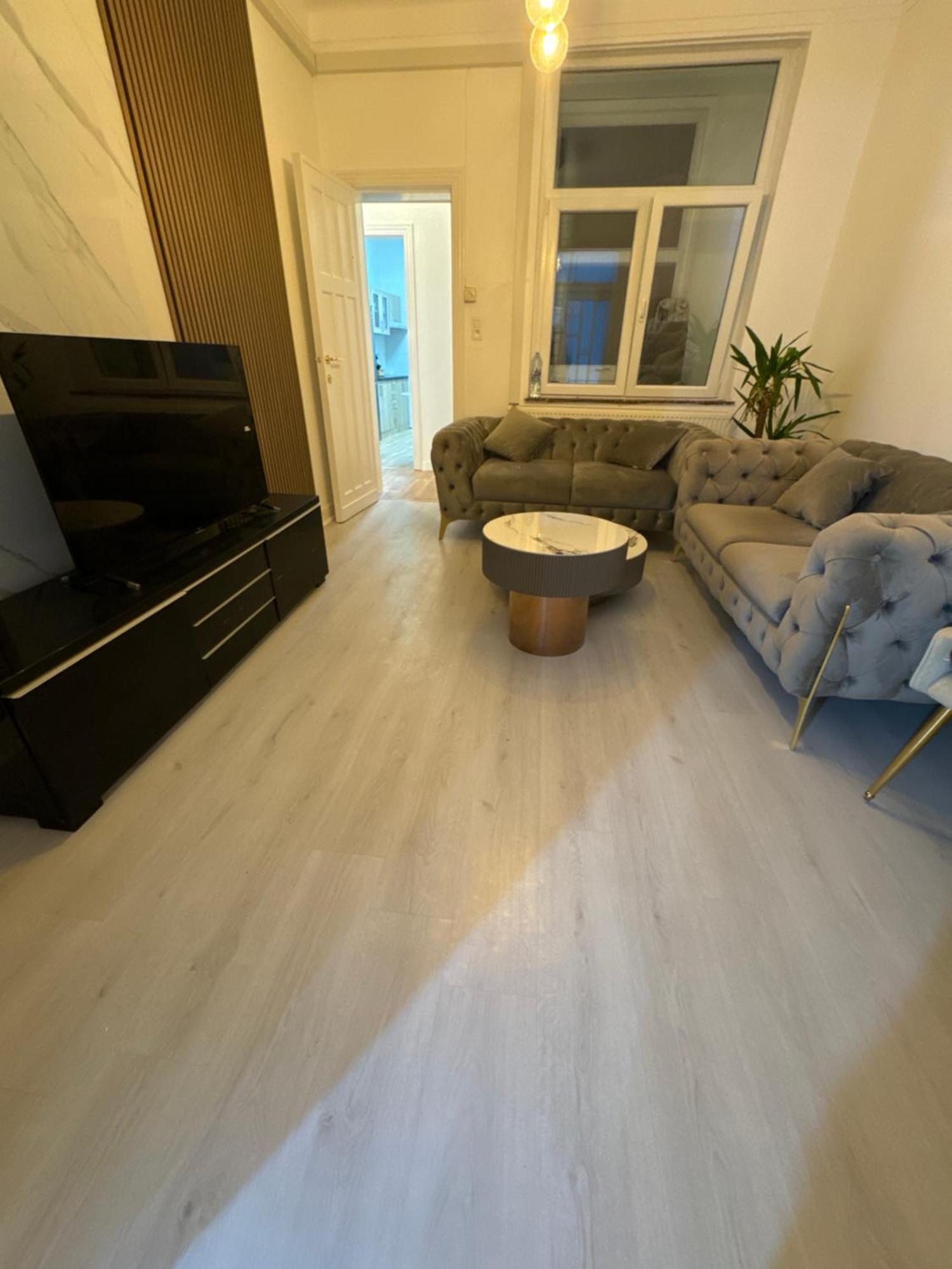 Appartement 2 Chambre Luxueuse A Jette Bruxelles Exterior foto